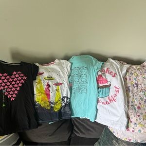 LOT OF GIRLS CLOTHES SIZE 8